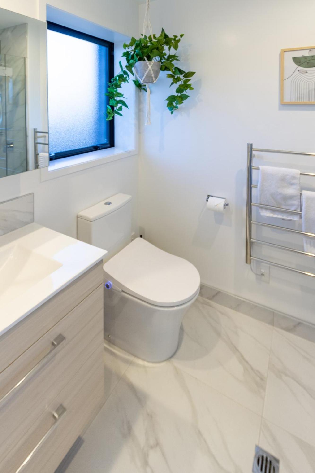 Downtown Delight: Studio At 8 Wilmer With Backyard Christchurch Eksteriør billede
